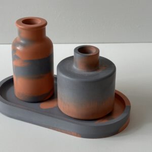Untersetzter oval mit 2 Vasen TERA